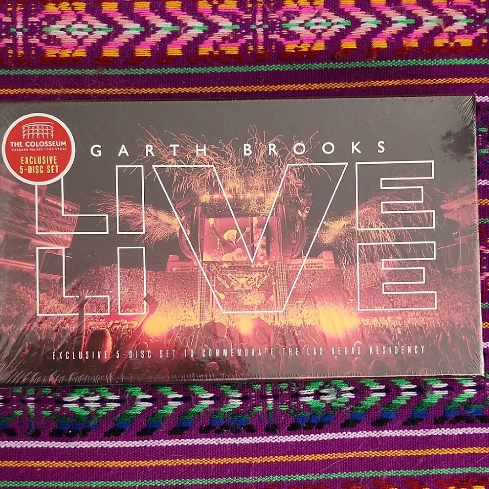 New! Garth Brooks Live 5-Disc Set
